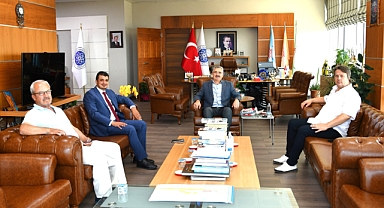 REKTÖRÜMÜZE NEZAKET ZİYARETİ