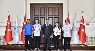 Vali Soytürk Başarılı Sporcuları Makamında Kabul Etti