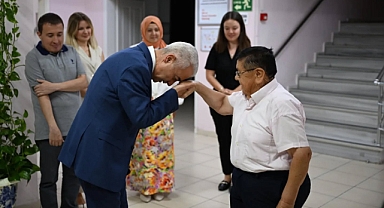 Vali Turan Sosyal Devlet Anlayışıyla Sahada