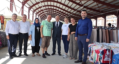 Başkan Ertuğrul Çamlıca Pazar Yerinde Vatandaşlarla Buluştu