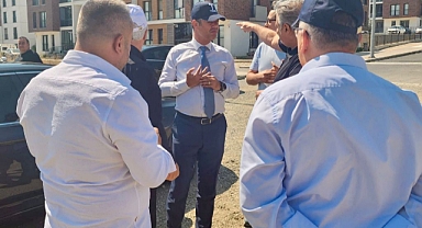 Başkan Sarıkurt Nusratiye TOKİ Sakinlerinin Koku Şikâyetlerini Yerinde İnceledi