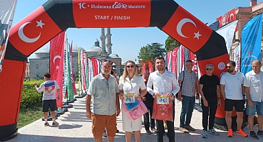 CHP Edirne'den Maratonda Anlamlı Mesaj: 