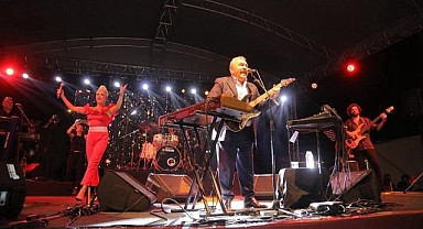 Edirne'de 30 Ağustos Coşkusu Ümit Besen ve Pamela Konseriyle Taçlandı