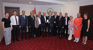 EMEKLİLİĞE AYRILAN İLYAS İPEK’E VEDA TÖRENİ