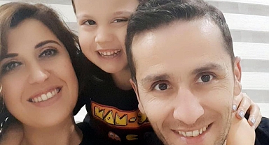 Eşini ve oğlunu boğup, bıçakla intihara kalkıştı