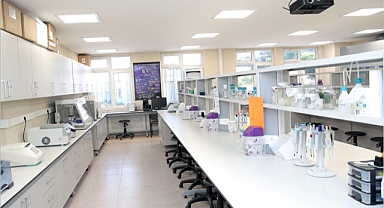 GENETİK VE BİYOMÜHENDİSLİK BÖLÜMÜNÜN İKİ PROJESİNE TÜBİTAK DESTEĞİ