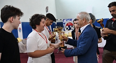 Keşan Belediyesi XX. Uluslararası Açık Satranç Turnuvası’nda Ödüller Sahiplerini Buldu