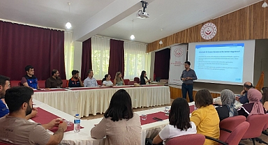 Kırklareli'nde Kurum Personeline Psikolojik İlk Yardım Eğitimi