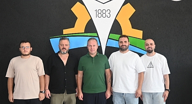 Kırklareli’nde “Zaga Sahne” ile Eğlence Dünyasına Yeni Soluk; Başkan Ilık’tan Tebrik