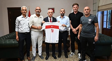 Kırklareli Valisi Uğur Turan'dan Çalhanoğlu Futbol Akademisi'ne Destek