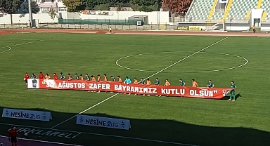 Kırklarelispor ve Adanaspor’dan Anlamlı Zafer Bayramı Mesajı