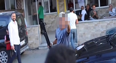 Sokak röportajı sırasında havaya tüfekle ateş açan 15 yaşındaki şüpheli tutuklandı