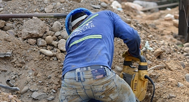 TÜİK Verilerine Göre Hizmet ve Perakende Geriledi, İnşaatta Umut Işığı