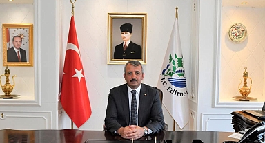 Vali Yunus Sezer; “Türk Milleti Bağımsızlığından Asla Vazgeçmez”