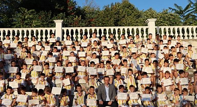 Vizespor Yaz Futbol Okulu Kapanış Töreni Gerçekleştirildi