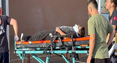 Bisikletiyle kaldırım taşlarına çarpan Ömer, yaralandı