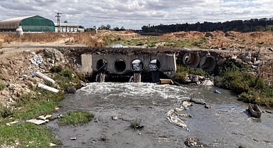 Çorlu Deresi'nde evsel atıkların arıtılmadan verildiği tespit edildi, inceleme başlatıldı