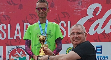 Edirne Maratonu'nda Zafer Bayramı Coşkusu