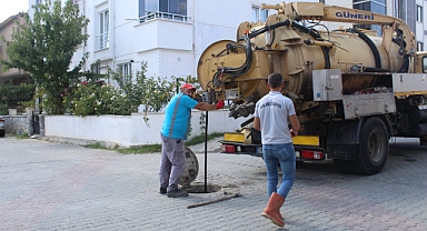 Kırklareli Belediyesi'nden Kanalizasyon Temizliği Çalışması