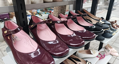Kırklareli'nde Veliler Uygun Fiyatlı Okul Ayakkabısı Arayışında