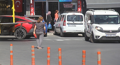 Kırklareli'nde Yolun Karşısına Tehlikeli Geçişler