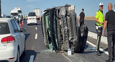 Tekirdağ'da 3 aracın karıştığı kaza; 6 yaralı
