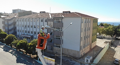 TREDAŞ, okul çevrelerindeki aydınlatmaların bakım ve onarım çalışmalarını tamamladı