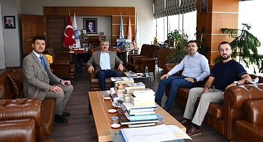 ÜNİVERSİTEMİZ KARİYER UYGULAMA VE ARAŞTIRMA MERKEZİ’NDE DEVİR TESLİM TÖRENİ GERÇEKLEŞTİ