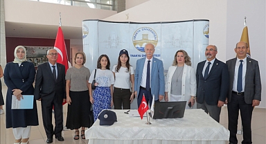 ÜNİVERSİTEMİZDE İLK KAYIT TÖRENİ GERÇEKLEŞTİRİLDİ