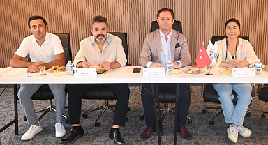 Yeni Hizmet Binasında İlk Meclis Toplantısı Yapıldı