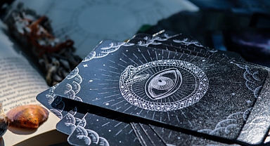 1 Kasım 2025 Cumartesi Burç Yorumları: Yeni Ayın İlk Günü Güçlü Başlangıçlar Getiriyor!