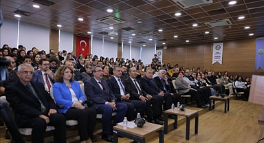 “204. YILINDA 1821 MORA İSYANI VE TRİPOLİÇE KATLİAMI” PANELİ GERÇEKLEŞTİRİLDİ