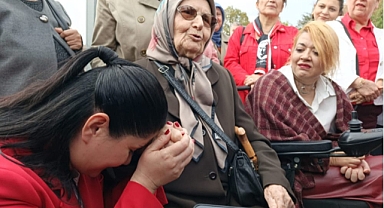 93 Yaşındaki Cumhuriyet Kadını: 