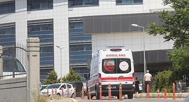 Ambulansa Yol Vermeyen Araç Trafikten Men Edilecek!