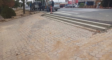 Babaeski'nin Kültür Merkezi Gündüz Onat Festival Alanının Giriş Bölümü Yenilendi