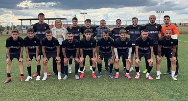 Başkan Neşe Çevikbaş Takımı Hazırlık Maçında Yalnız Bırakmadı