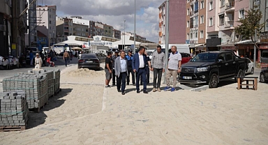 Başkan Sarıkurt Kapalı Pazar Yeri Çevre Düzenleme Çalışmalarını İnceledi