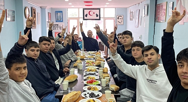 Başkan Yavuzelçin’den Pınarhisar Ülkü Ocakları’na Dinamik Başlangıç