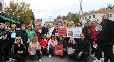 CHP Kırklareli Kadın Kolları'ndan Tencere Tava Eylemi: 