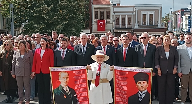 CHP ve Sivil Toplum Kuruluşlarından Cumhuriyet'e Vefa Töreni