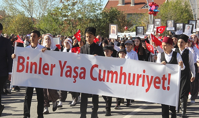 Cumhuriyetin 102. Yılı Pınarhisar’da Coşkuyla Kutlandı