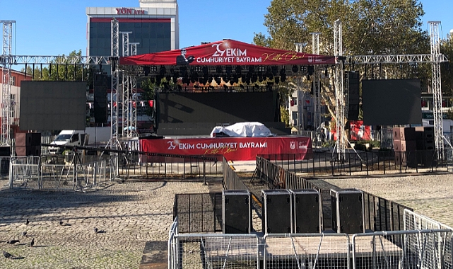 Derya Uluğ, Lüleburgaz’da Cumhuriyet Coşkusunu Yaşatacak