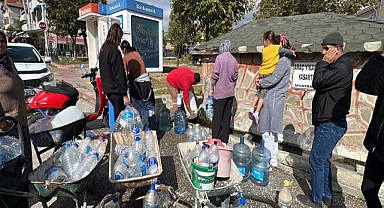Edirne’de su kesintileri nedeniyle çeşme önlerinde kuyruk oluştu