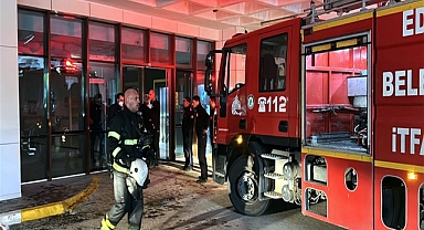 Hastanede böbrek taşı kırma cihazında yangın çıktı; duman nedeniyle poliklinikler boşaltıldı