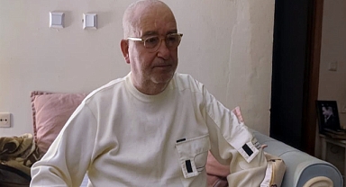 Kendi selasını okuttu