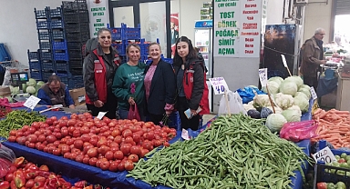 Kırklareli Halk Pazarı'nda Kadın Çiftçilere Anlamlı Ziyaret