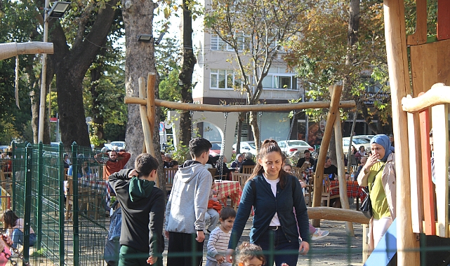 Kırklareli'nde Çocuklar Hafta Sonu Tatilinin Tadını Parklarda Çıkardı