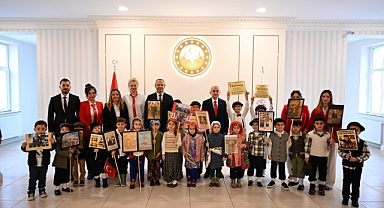 Kırklareli'nde Cumhuriyet Coşkusu Miniklerle Taçlandı