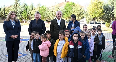 Kırklareli Valisi Uğur Turan, Dünya Gıda Günü Etkinliğinde Öğrencilerle Buluştu