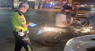 Polisten kaçmak isteyen ehliyetsiz motosiklet sürücüsüne 40 bin lira ceza